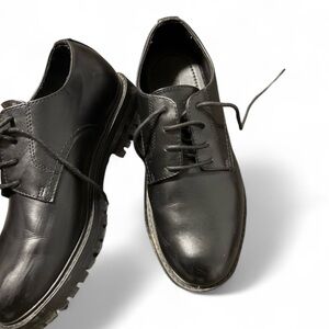 ZARA Boys Black Dress shoes size 7